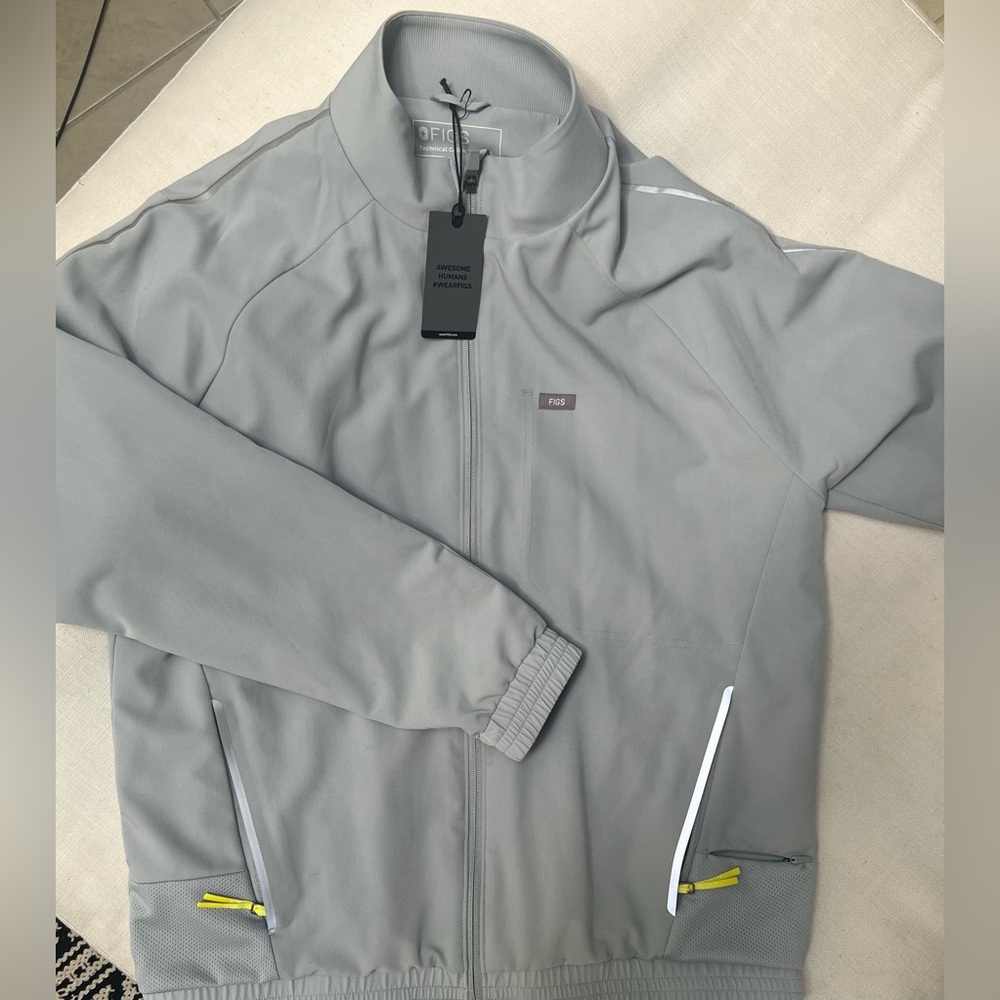 Silver Arrows Cobaki Figs Scrub Jacket